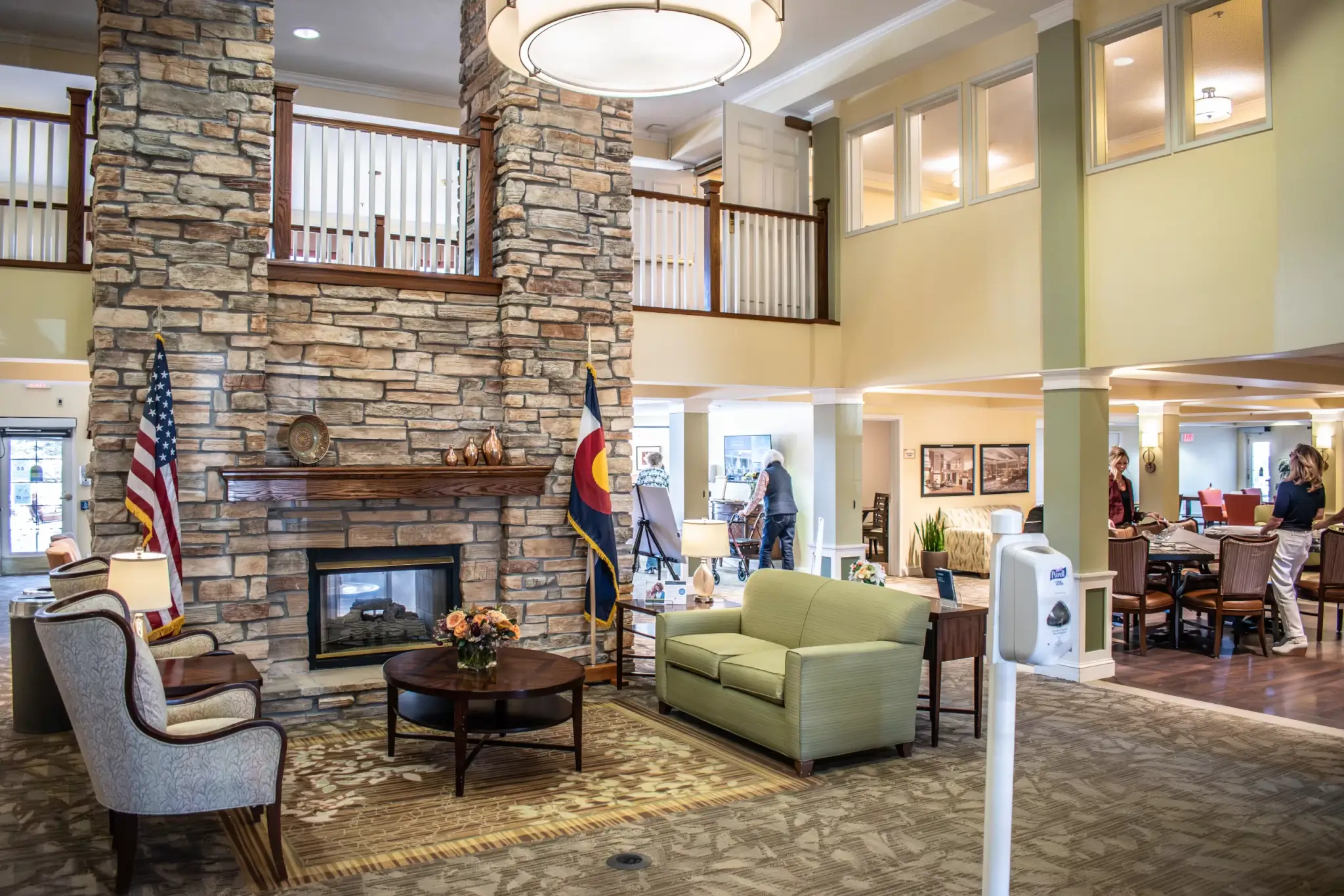 Lobby at Someren Glen before renovation